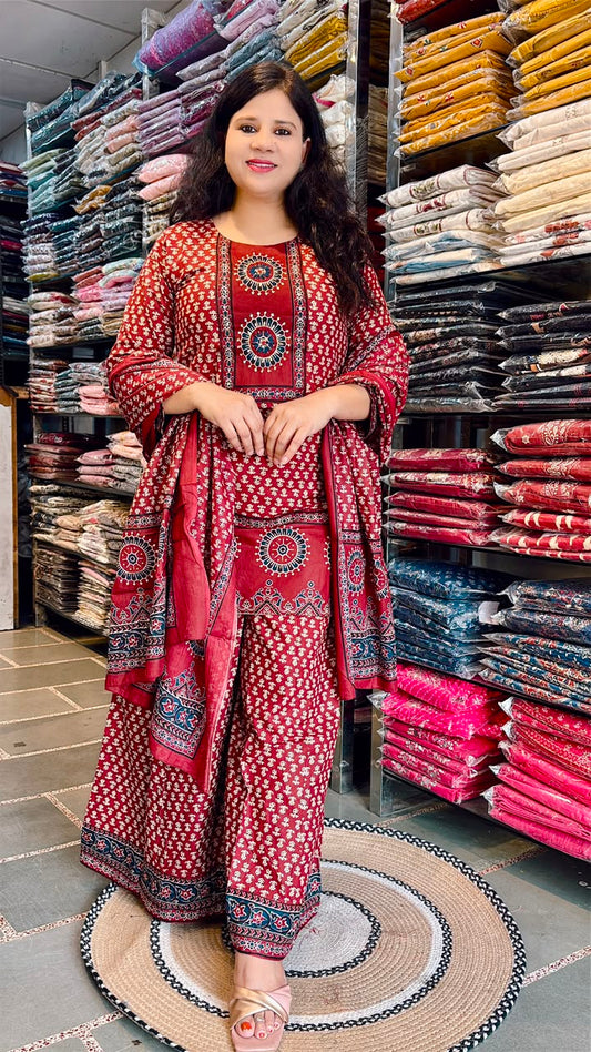 Maroon Short Kurti Palazzo Pant Set ( Dupatta Not Included )